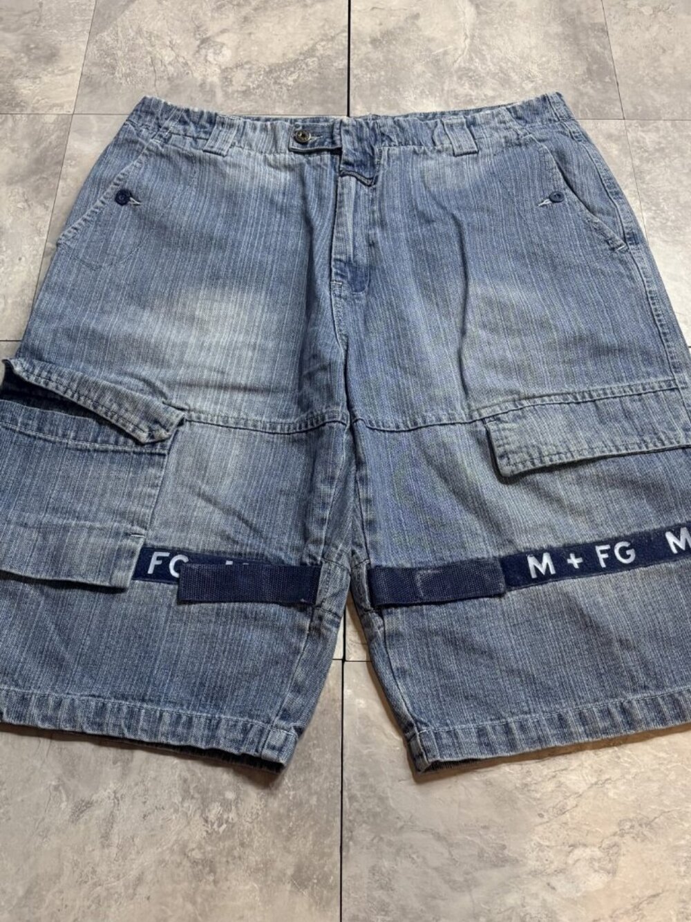 Marithe Francois Girbaud Baggy Cargo Jorts 38